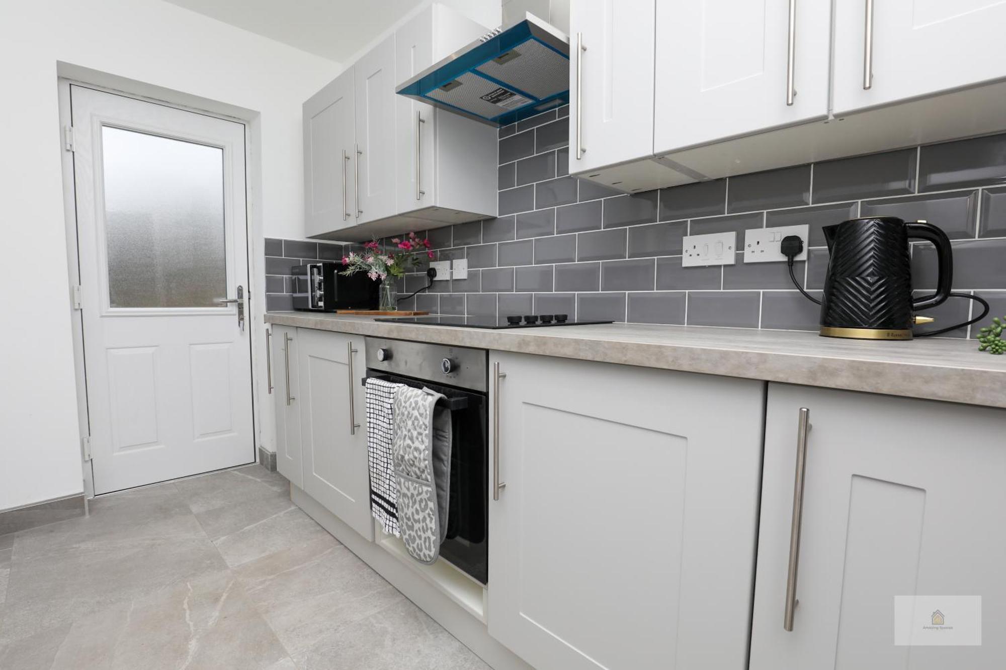 Halsnead Properties Whiston Liverpool Extérieur photo